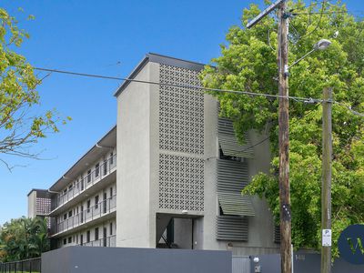 9 / 148 Kent Street, New Farm