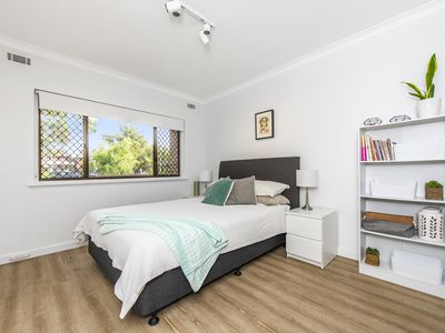 11 / 522 Stirling Highway, Peppermint Grove