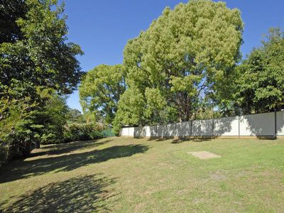 6 Warwick Road, Dundas Valley