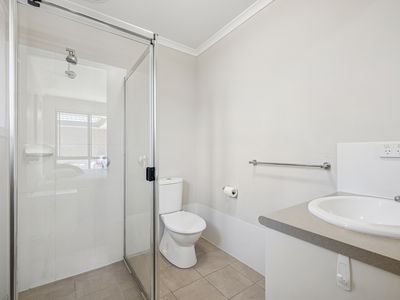 8 / 15 Windsong Court, Morphett Vale