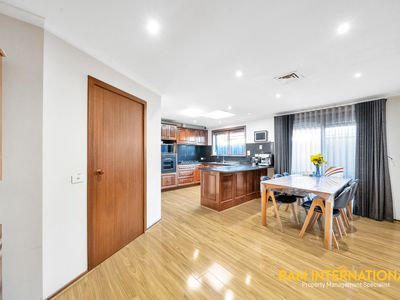12 Minogue Crescent, Hoppers Crossing