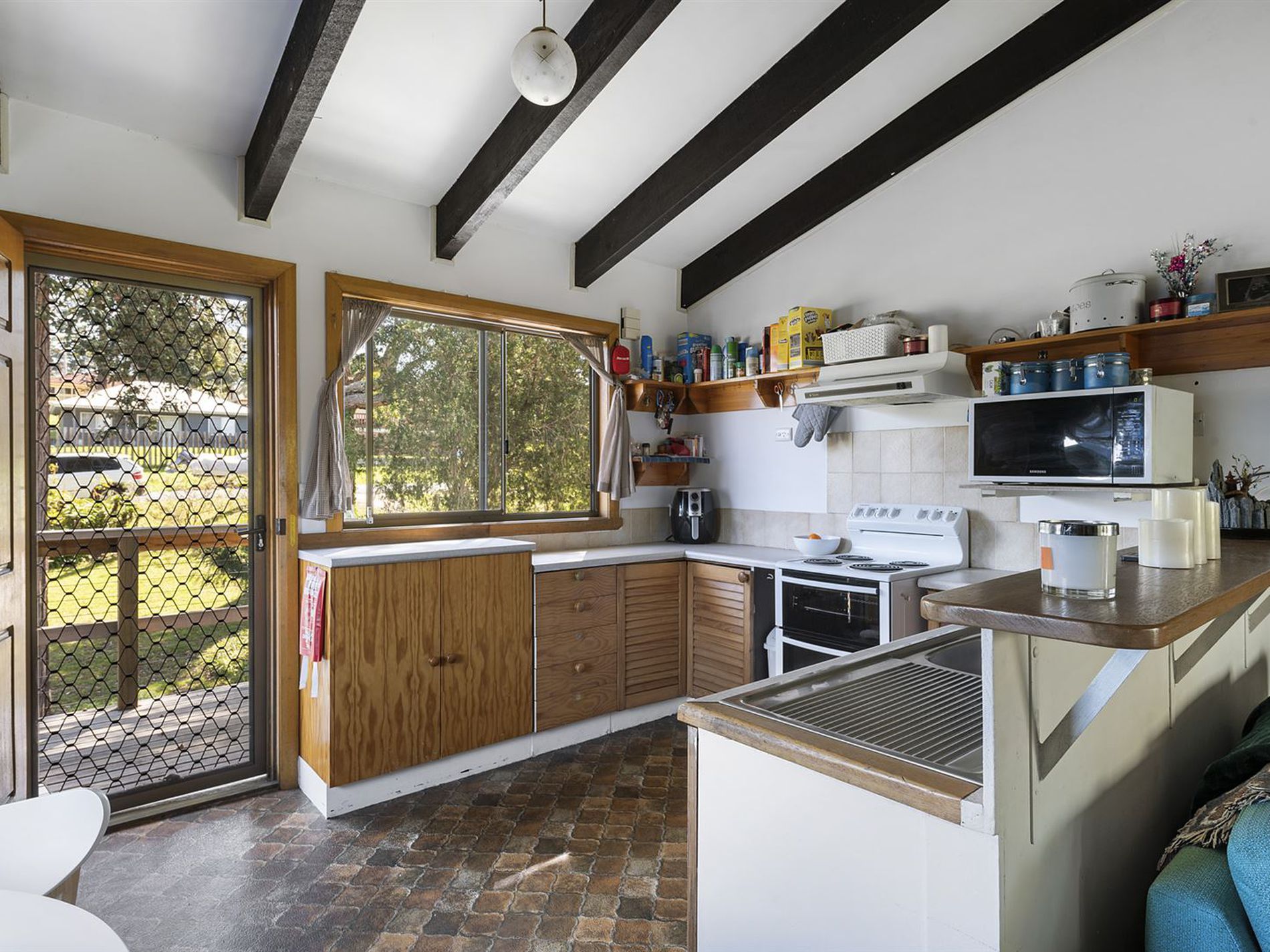 64 Wattle Street, Fishermans Paradise