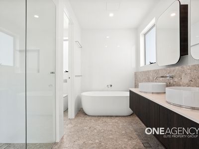 37 Wharf Parade, Shell Cove