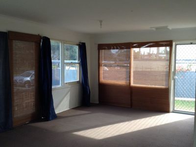 1 / 37 Boollwarroo Parade, Shellharbour