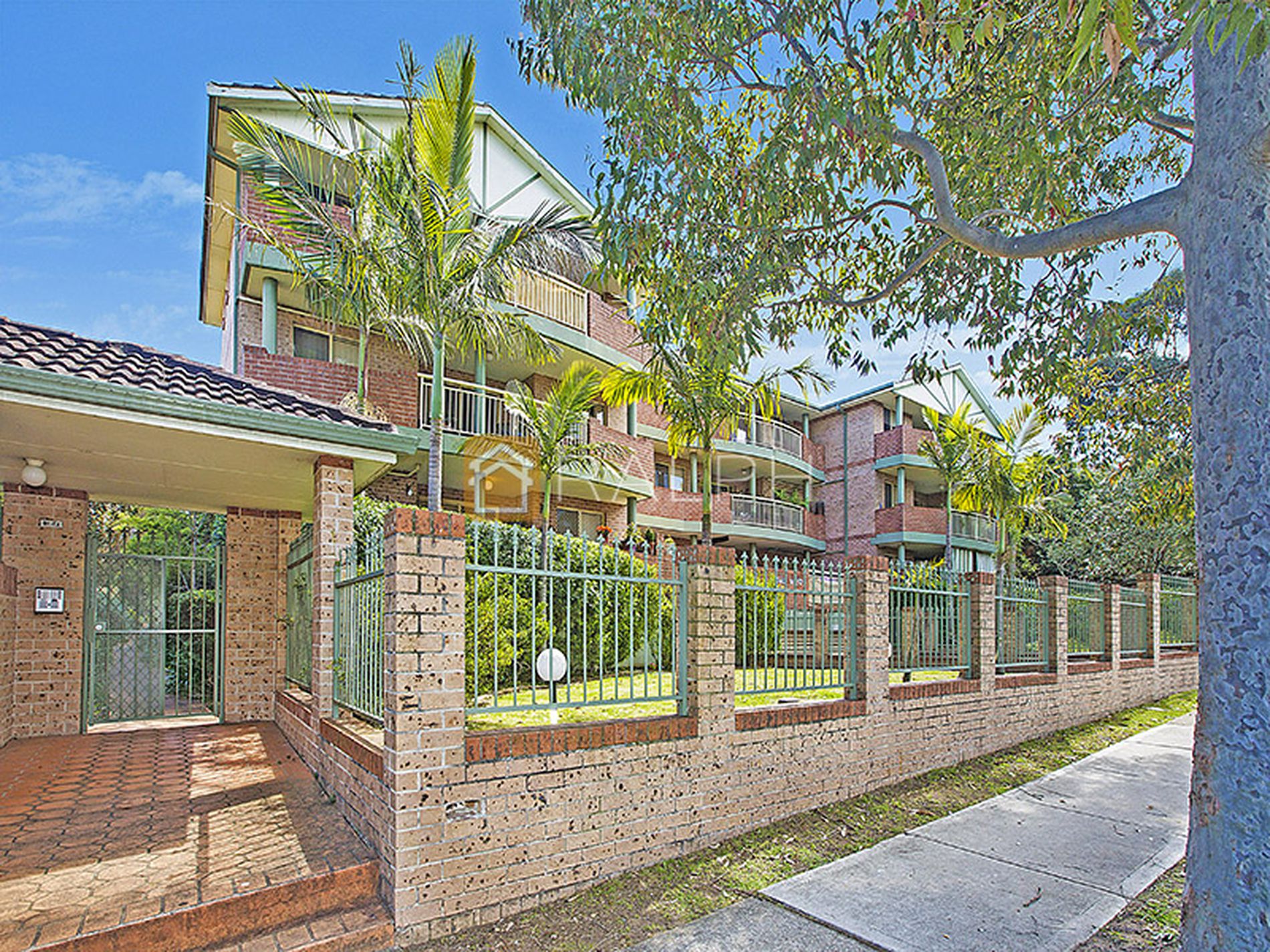11 / 48 Denman Avenue, Wiley Park