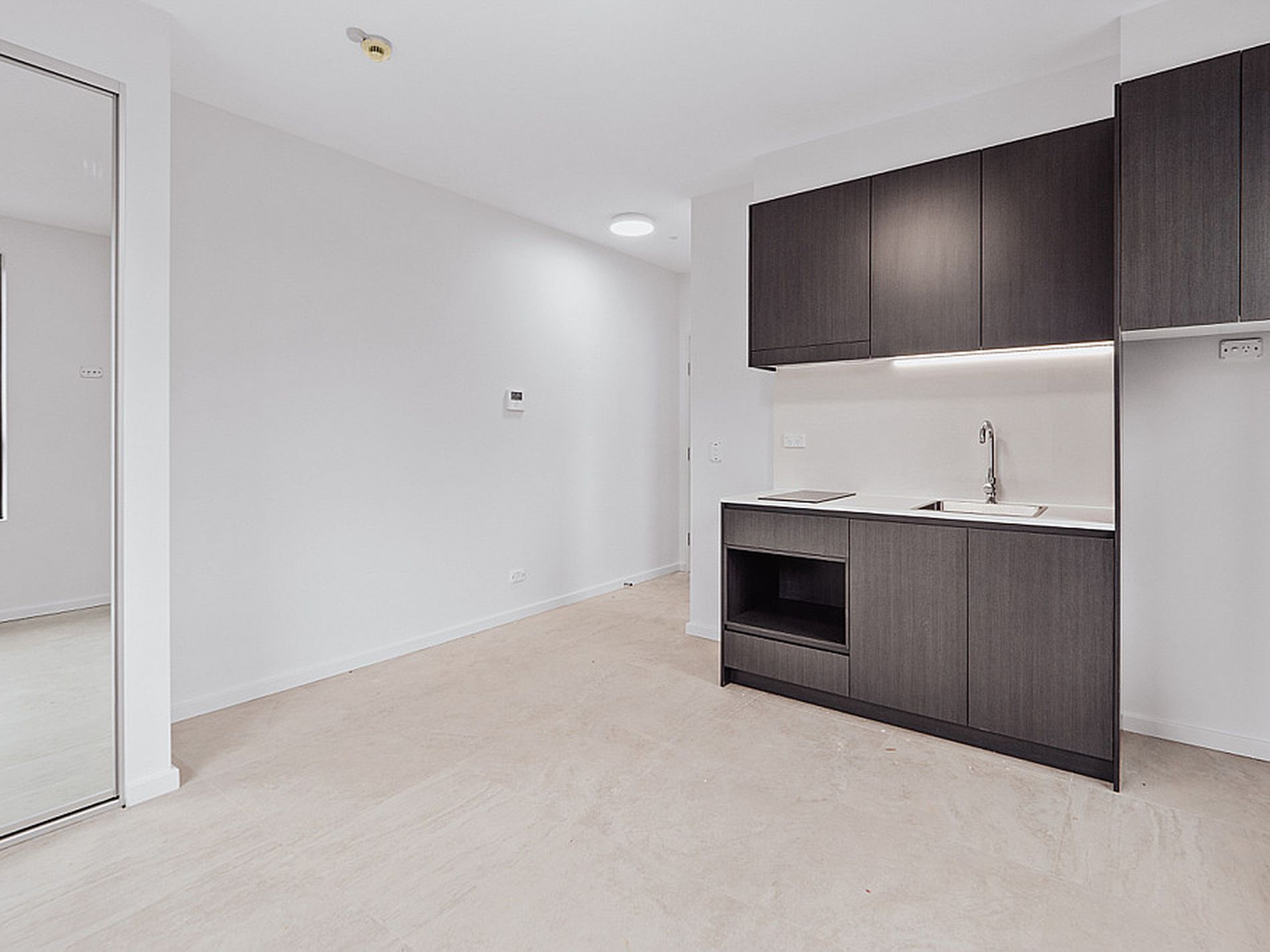 1 / 40 Manning Street, Kingswood