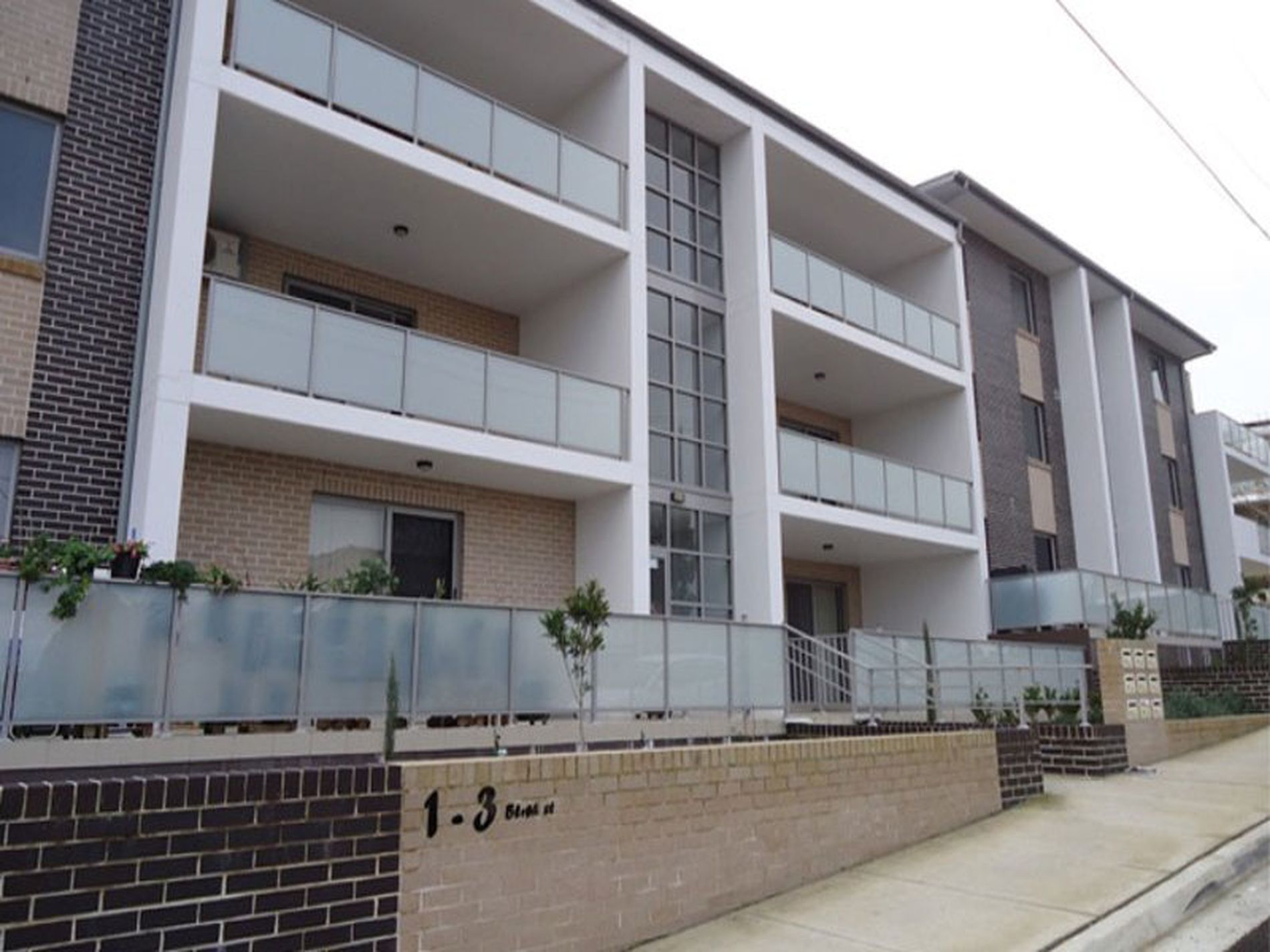 4 / 1 Bligh Street, Burwood