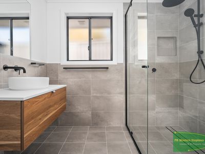 7 Inn Place, Gormans Hill
