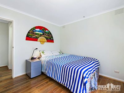 10 Hampton Drive, Hampton Park