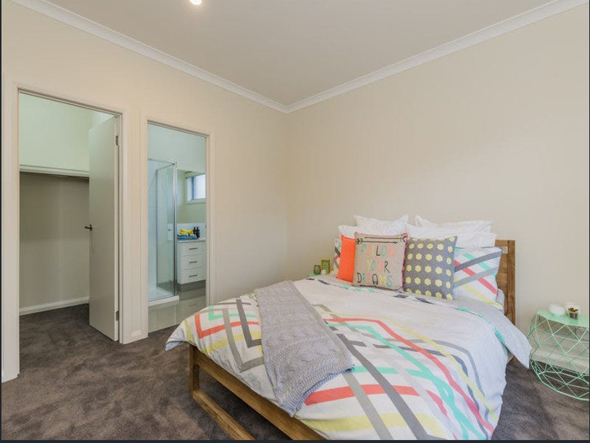 1 / 24 Clarence Street, Geelong West