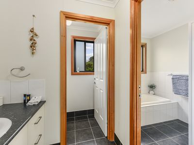 7 Linnell Drive, Beachport