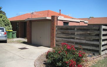 1 / 5 Stella Street, Beaconsfield