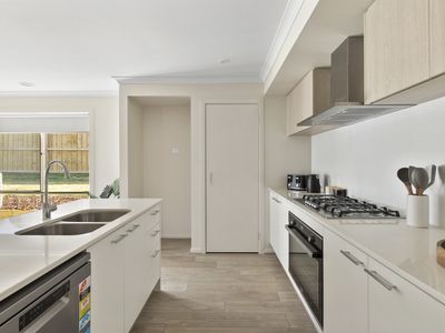 24 Delma Crescent, Seymour