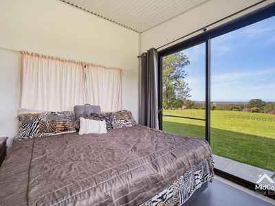 14913 Pacific Highway, Possum Brush