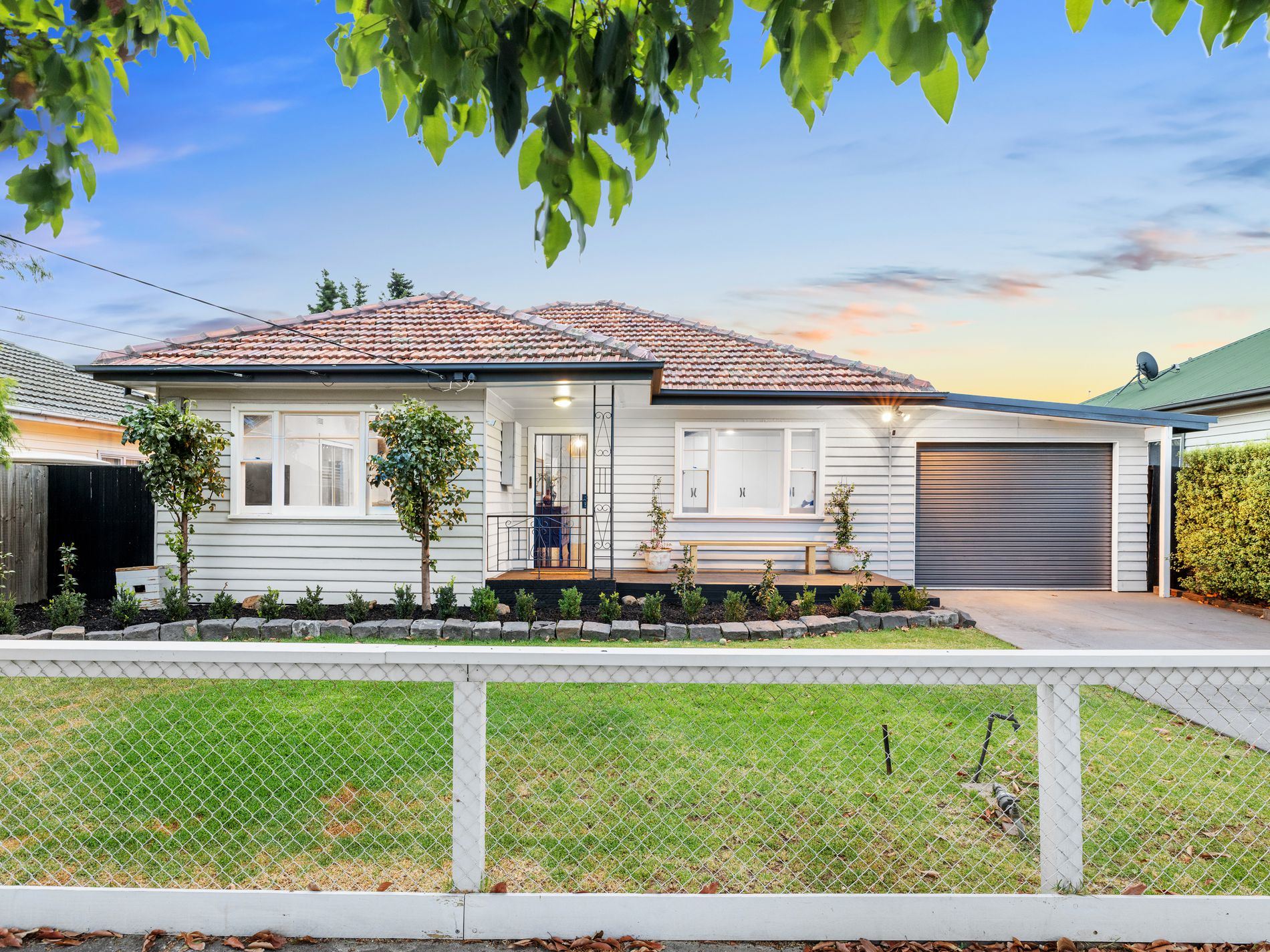 17 Tudor Road, Sunshine North