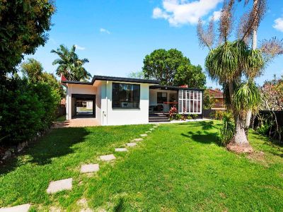 21 The Lakes Drive, Tweed Heads West