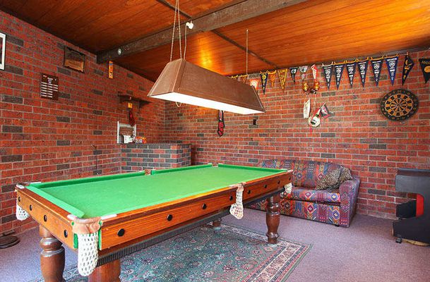 10 Archer Court, Gladstone Park