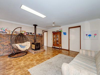 45 Blenheim Crs, Yamanto