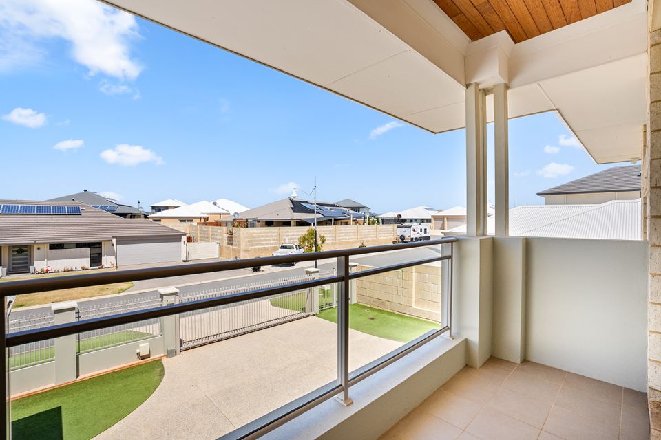 43 Holloways Ridge, Secret Harbour