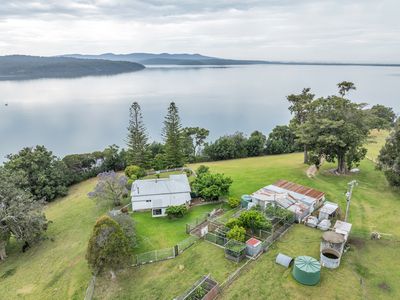 329 Lakeside Drive, Mallacoota