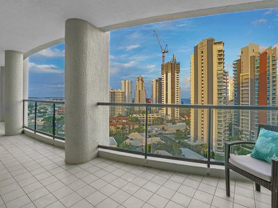 43 / 3 TEDDER AVENUE, Main Beach