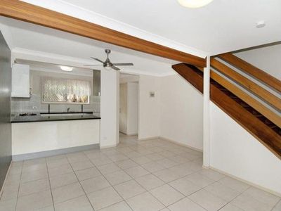 2 / 40 Pintu Dr, Tanah Merah