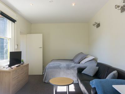 3 / 3 View Street, Dunedin Central