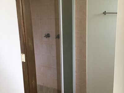 2 / 1 Gipps Crescent, Barrack Heights