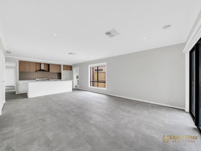 11 Arianna Street, Wyndham Vale