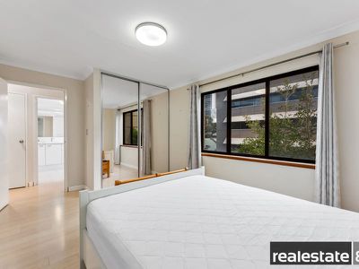 19 / 35 Goderich, East Perth