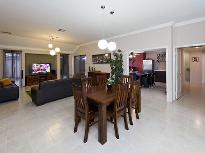 25 Gamenya Street, Canning Vale