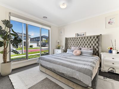 12 Pienza Road, Clyde