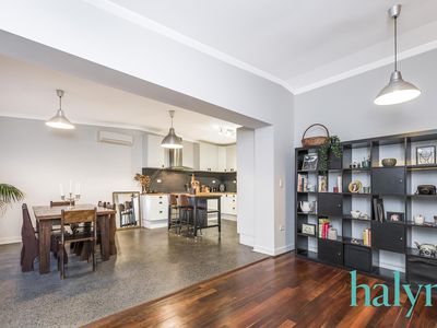 13 Kanimbla Way, Morley