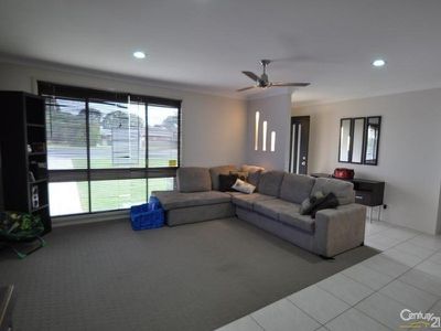 2 Sandra Place, Dubbo