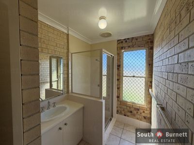 2 / 22 Windsor Circle, Kingaroy