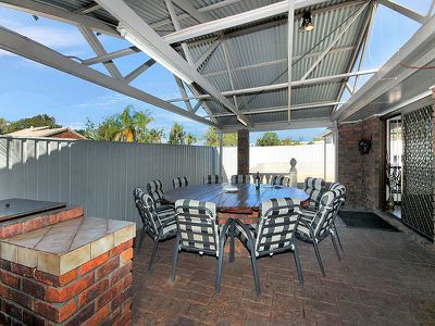 9 Equestrian Drive, Yamanto