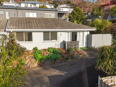 2 / 43a Connaught Crescent, West Launceston