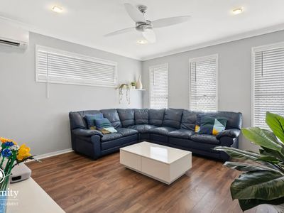 44 Baphal Crescent, Narangba