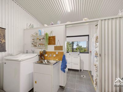 14913 Pacific Highway, Possum Brush