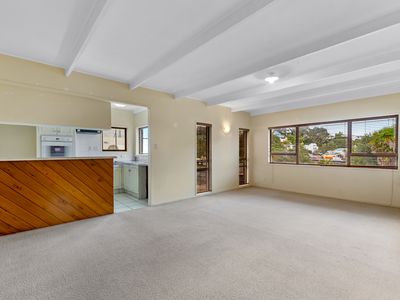 2/3 Omana Road, Milford