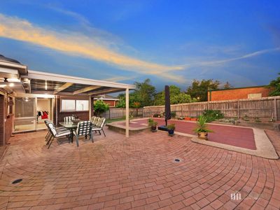 21 DORSET ROAD, Dandenong North
