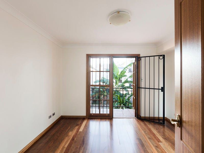 16 Rennie Street, Redfern