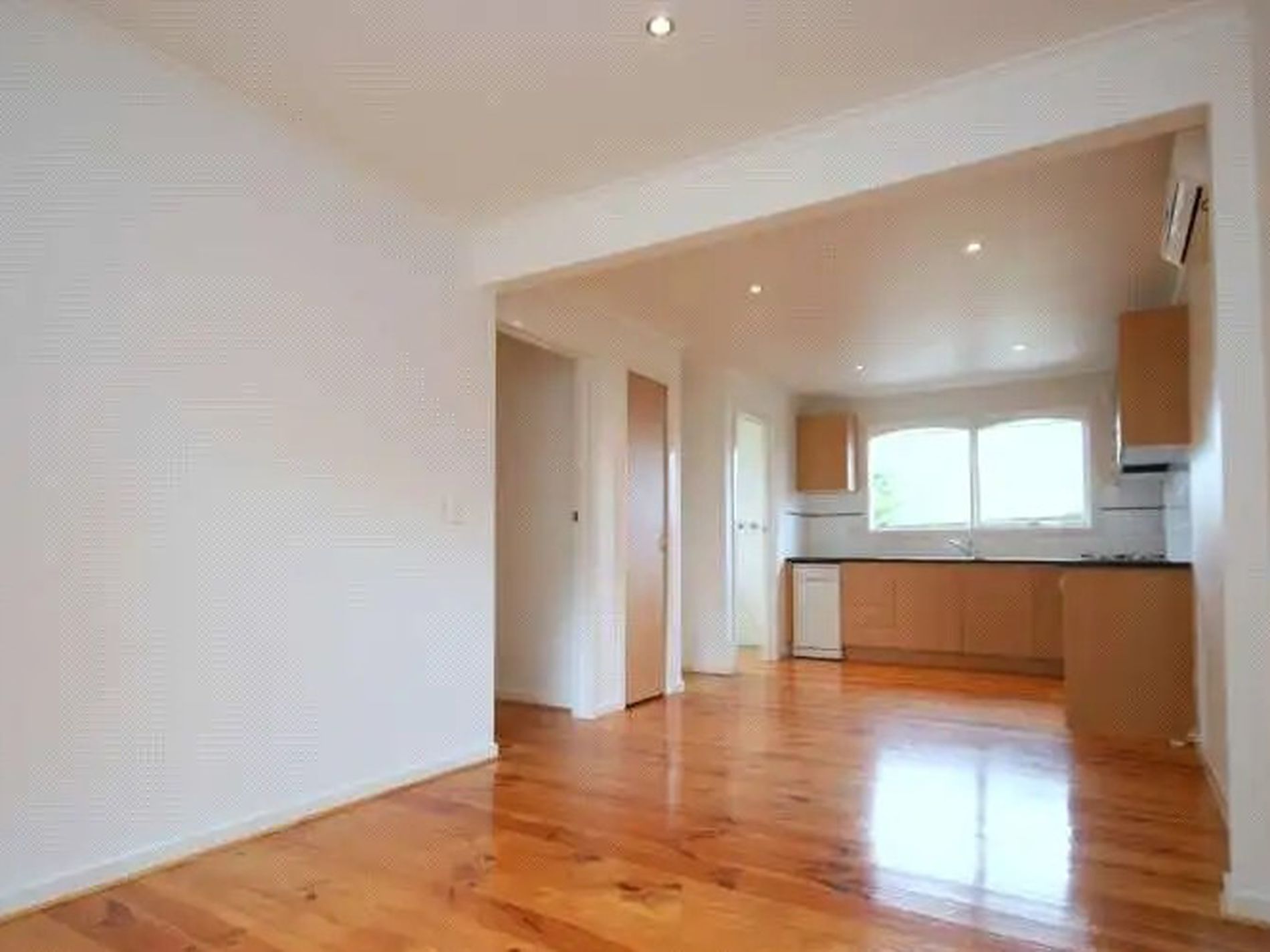 2 / 47 Boldrewood Parade, Reservoir