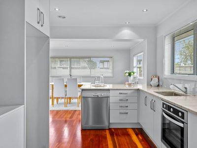 1/30 Montgomery Avenue, Rothesay Bay