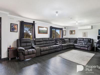 140 Gibbs Road, Majorca