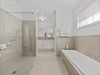 4 Albert Court, Wangaratta