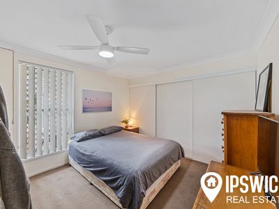 11 DAWSON COURT, Collingwood Park