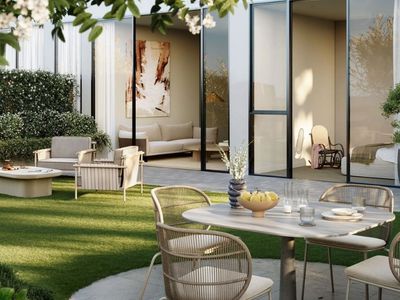 Following the success of R.Iconic, R.Corporation is proud to present the second tower—R.Evolution.