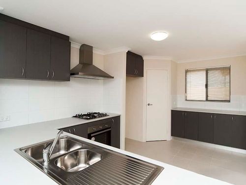 2 Dowak Lane, Byford
