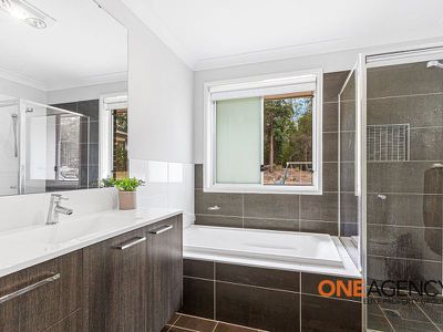9 Hickory Crescent, Bangalee